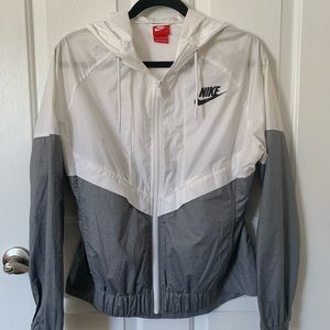 NIKE Windbreaker